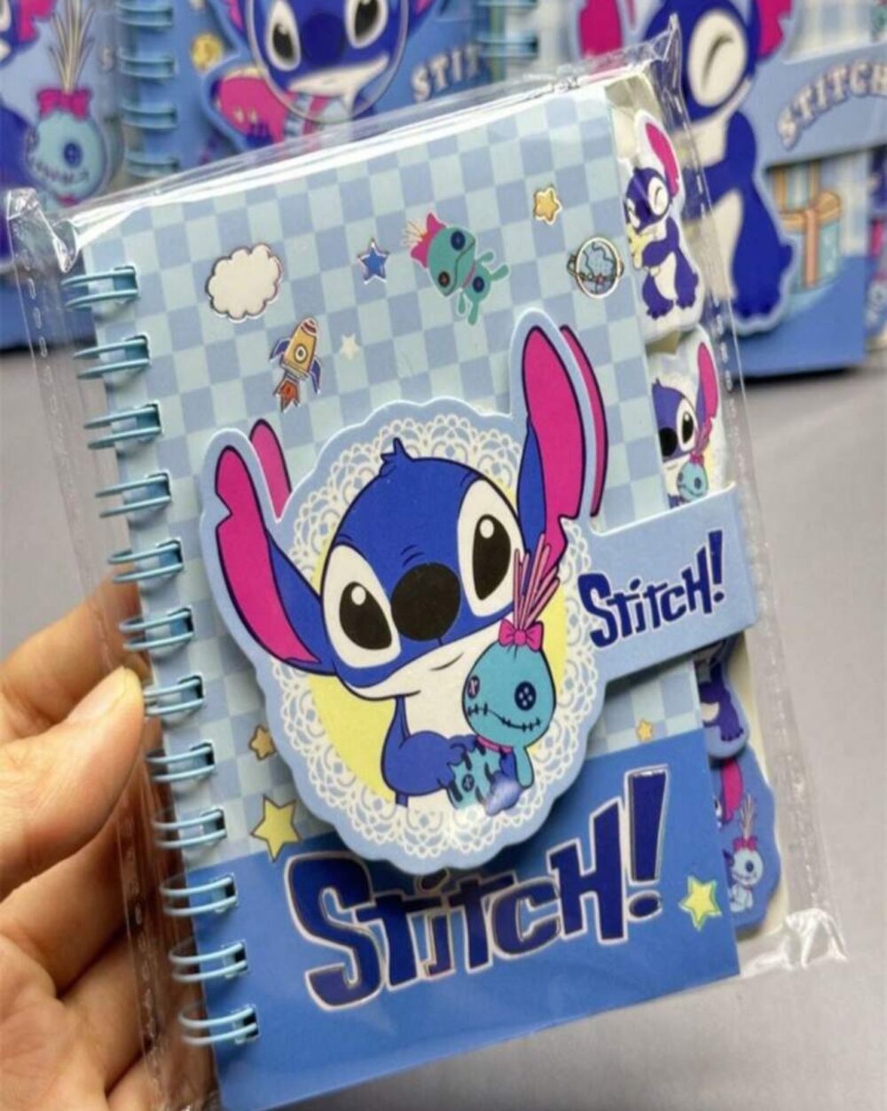 Libreta pequeña Stitch dibujo aleatorio